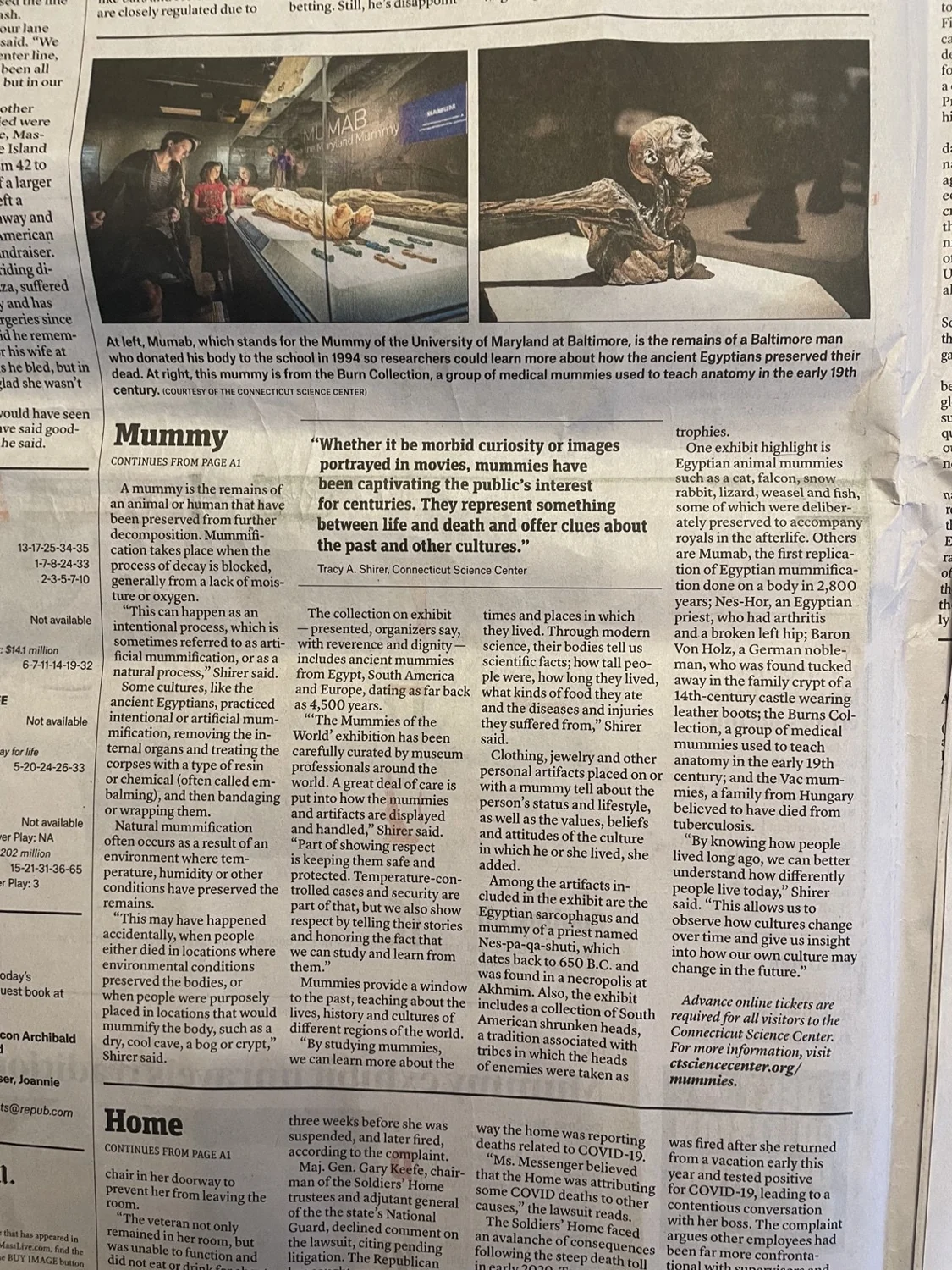 Newspaper arts coverage of science exhibitions